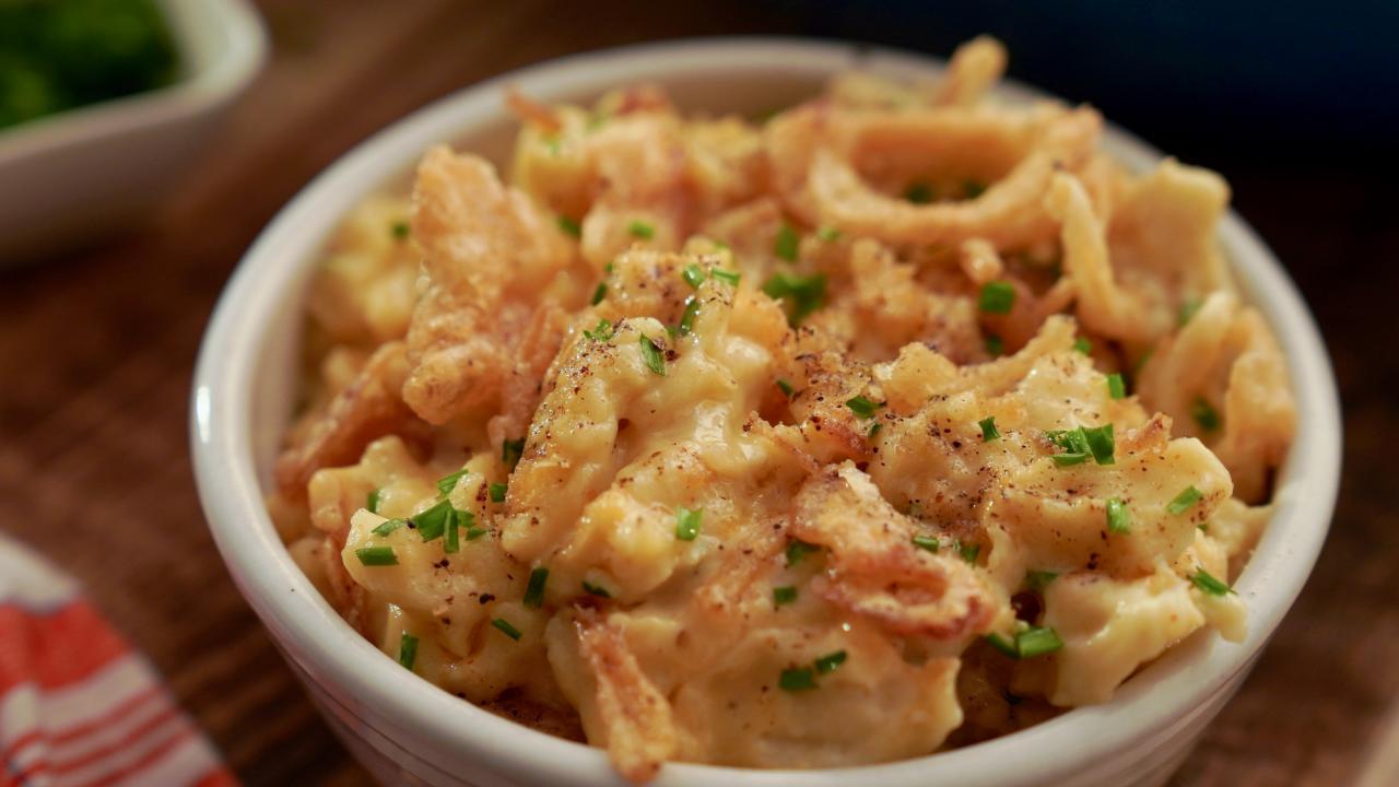 Cheesy Spaetzle with Onions
