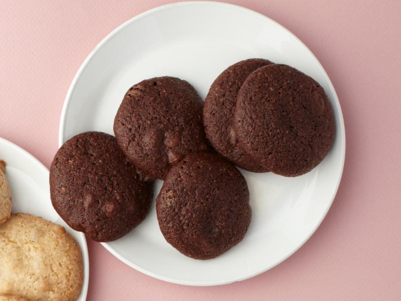 4 in 1 Vegan Chocolate and Vanilla Cookies with 4 mix ins, as prepared for Food Network's Cookie app.