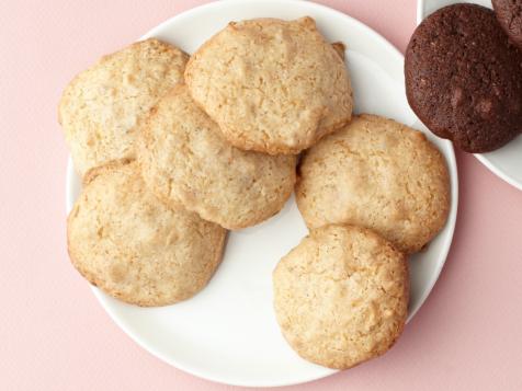 Vegan Vanilla Cookies with Walnuts