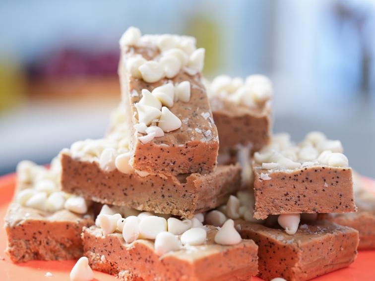 Sarah's PostWorkout Lemon Poppy Seed Bars Recipe Jeff Mauro Food Network