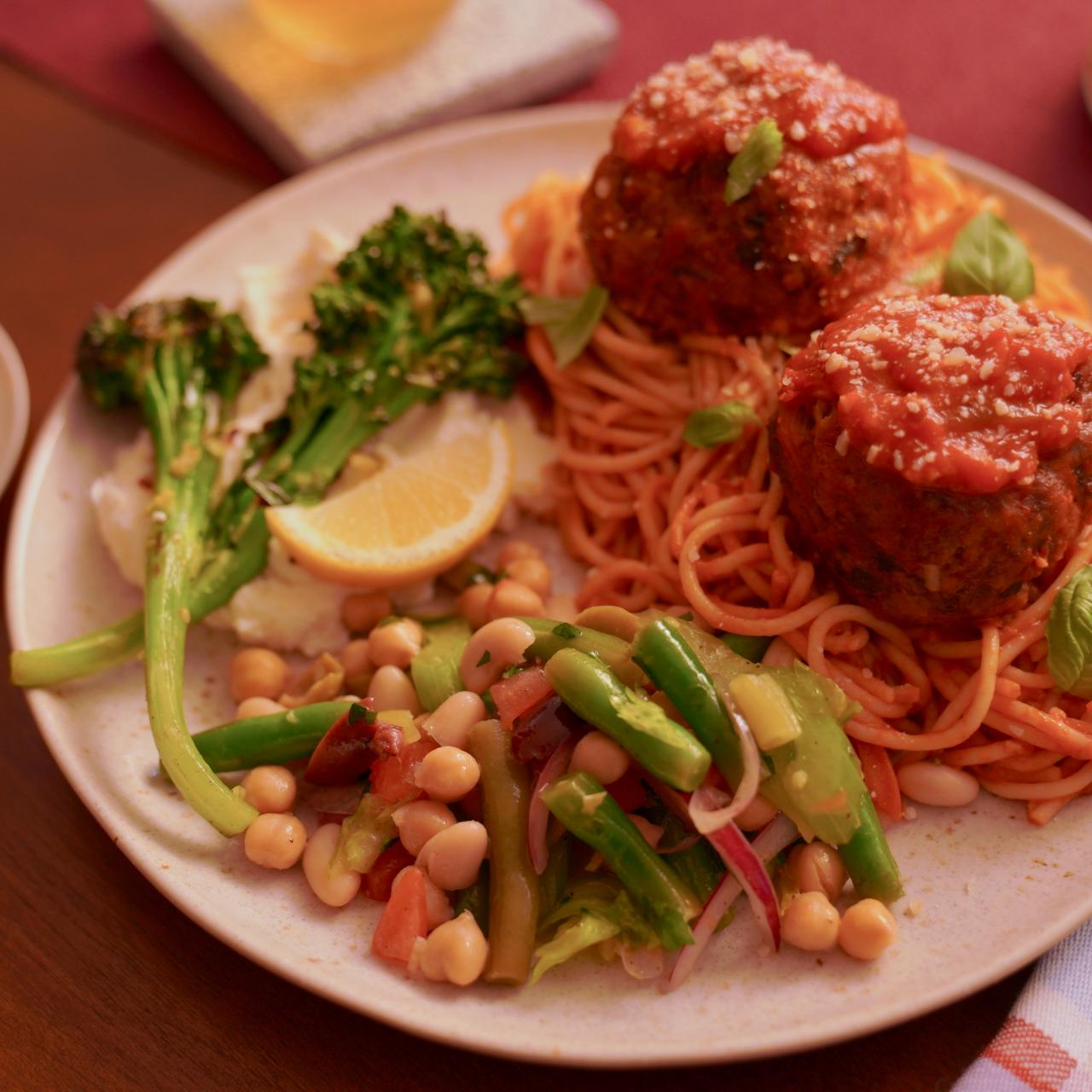 Spaghetti and Juicy Lucy Meatballs