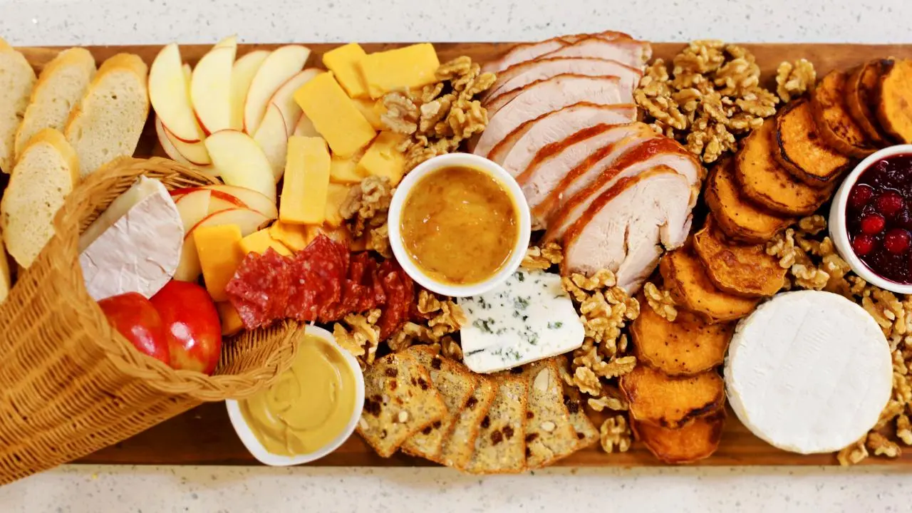 Friendsgiving Charcuterie Board