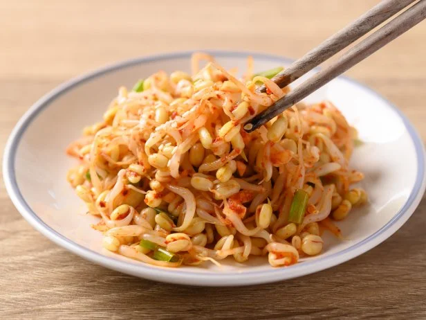 Korean spicy mung bean sprouts salad (Kongnamul Muchim), Korean Food Side Dish
