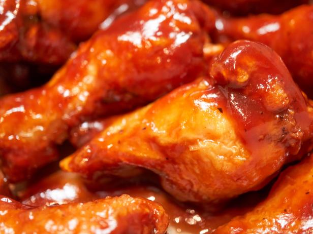 Chicken Wings with BBQ Sauce