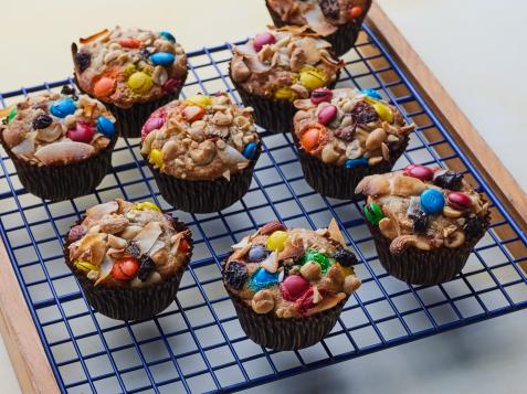 Trail Mix Banana Bread Muffins