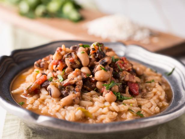 How to Cook Black Eyed Peas | Cooking School | Food Network