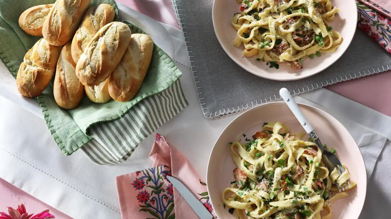 Pasta Carbonara with Peas