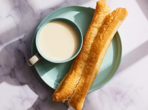 Homemade Soy Milk with Youtiao