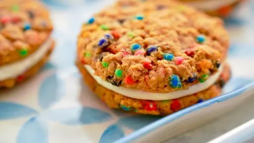 Oatmeal Cream Pies