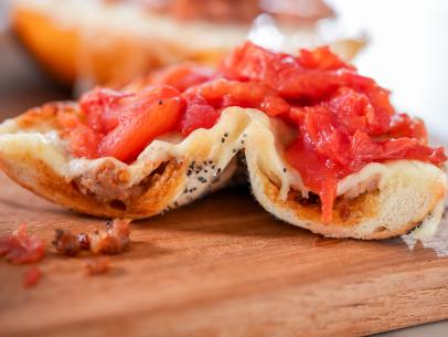 Jeff Mauro makes his Chicago-Style Deep Dish Pizza Bagel, as seen on The Kitchen, season 30.