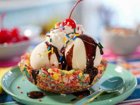 Edible Cereal Treat Bowls for Ice Cream Sundaes