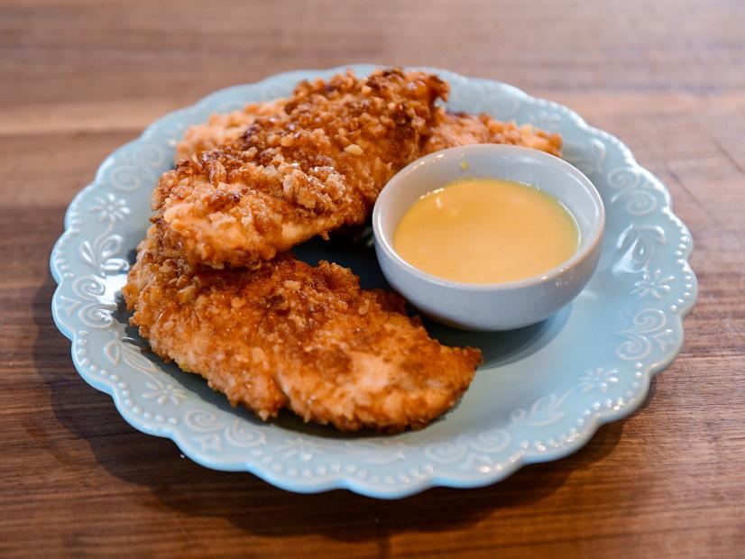 Close-up of Pretzel Crusted Chicken Strips, as seen on The Pioneer Woman, season 30.