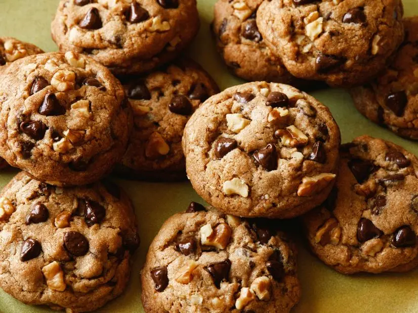 Chocolate Chip Walnut Cookies