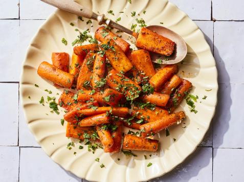 Sweet and Spicy Air Fryer Carrots
