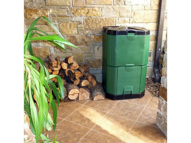 10 Best Compost Bins 2024 - Top Indoor and Outdoor Composters