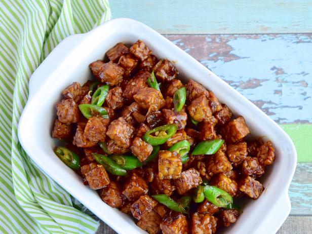 Tempeh green chili soy sauce