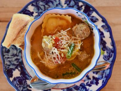 Ravioli and Meatball Soup-image