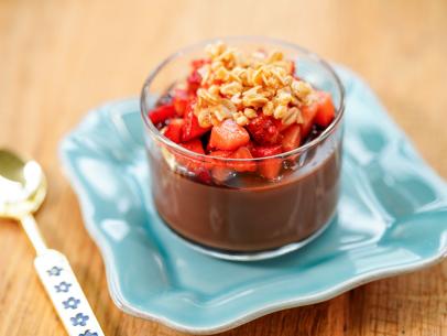 Geoffrey Zakarian makes Chocolate Oat Milk Budino with Balsamic Strawberries, as seen on The Kitchen, Season 30.