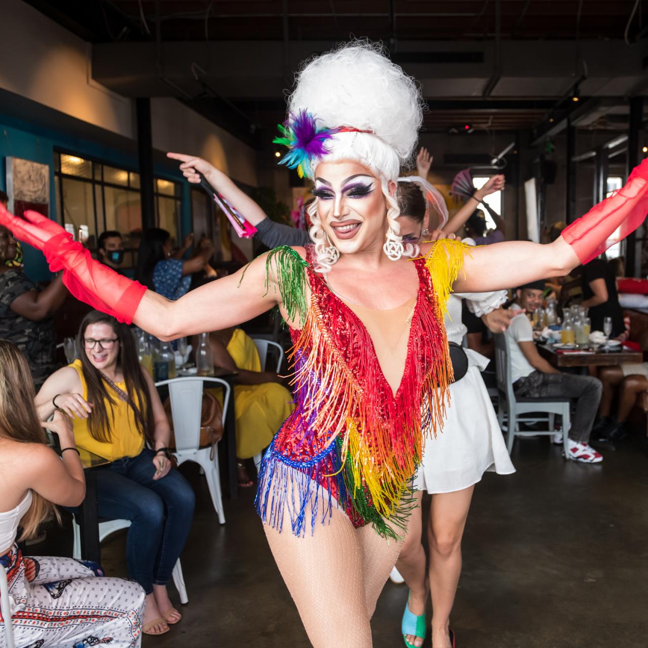 Student drag queens take center stage at Code Pink - The Daily