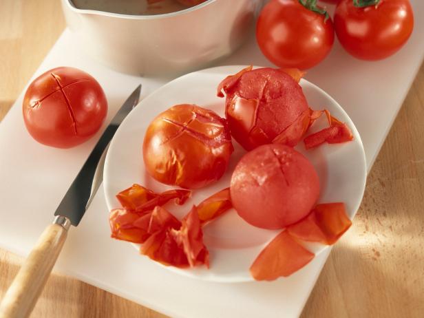 Blanching and peeling the tomatoes