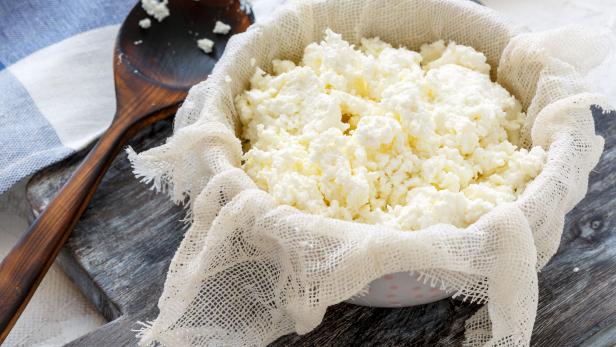 What Is Cheesecloth?