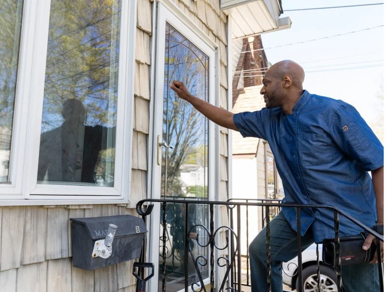 Chef Claude Lewis greets the Tornetto Family before Round 1, as seen on Kitchen Crash, Season 2.