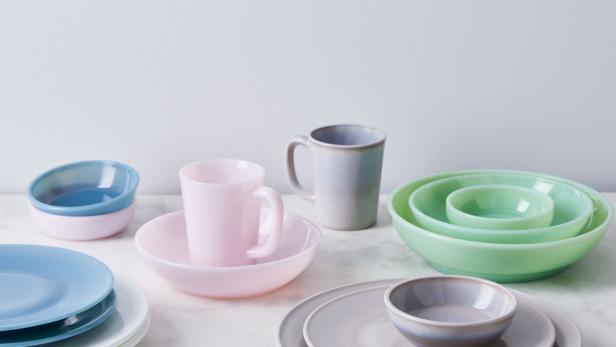 Jadeite Dishes are Making a Comeback — Here’s What You Need to Know About This Trend