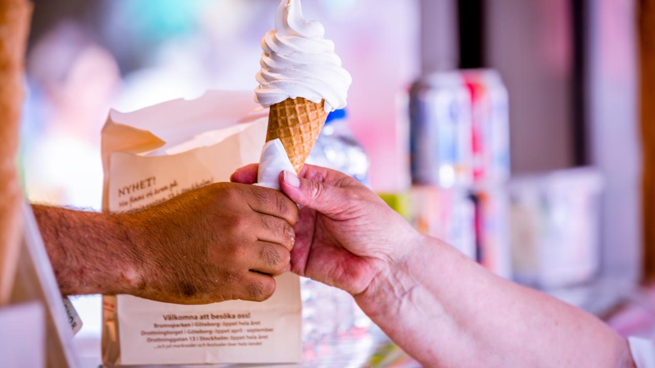 Who Needs a Regular Ice Cream Scoop When You Can Have a Giant One?, FN  Dish - Behind-the-Scenes, Food Trends, and Best Recipes : Food Network