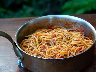 Spaghetti with Quick Pesto Tomato Sauce, as seen on Food Network's Symon's Dinners Cooking Out, Season 3.