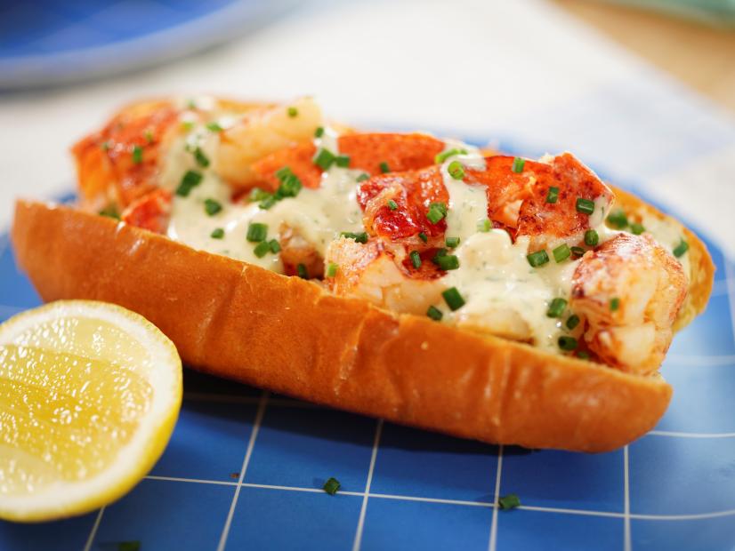 Geoffrey Zakarian makes his Connecticut Lobster Rolls, as seen on The Kitchen, Season 31.