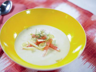 Geoffrey Zakarian makes his Red and White Gazpacho, as seen on The Kitchen, Season 31.