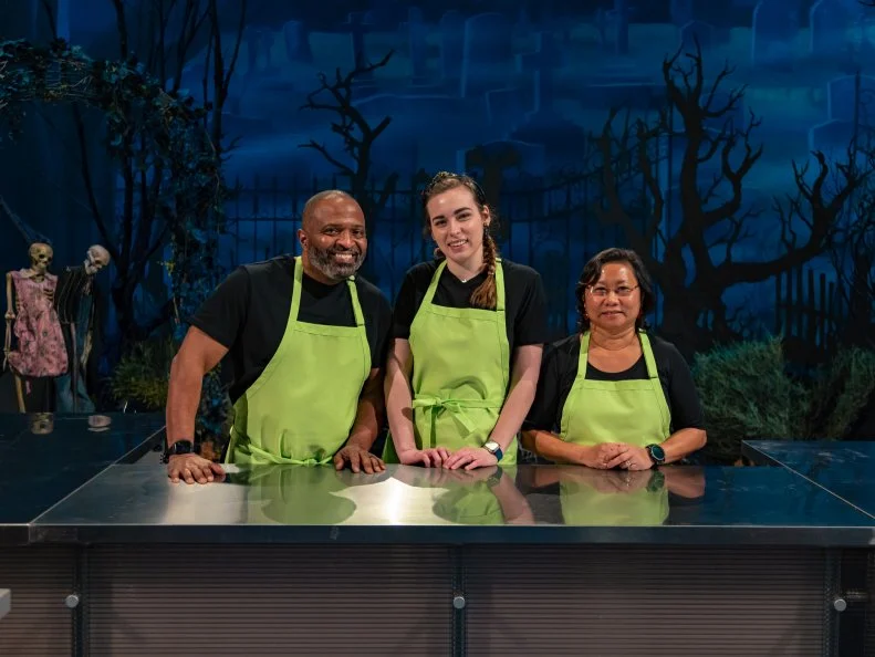 Contestants Reggie Harris, Jannet Michael and Hannah Smith, aka "Squad Ghouls", as seen on Halloween Wars, Season 12.