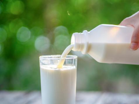 Is Skim Milk Healthy?