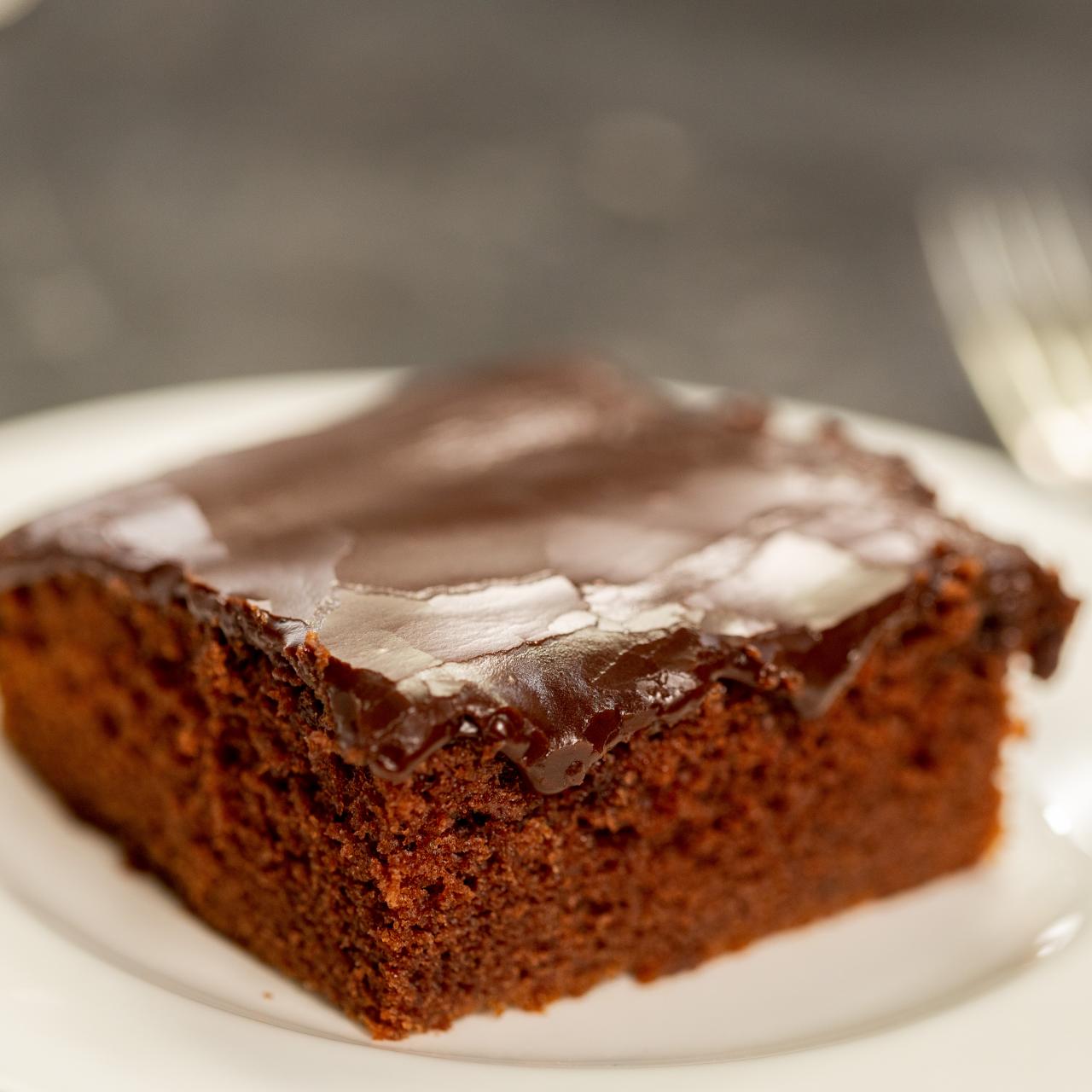Chocolate Sheet Cake With Brown Butter Frosting Recipe | Bon Appétit