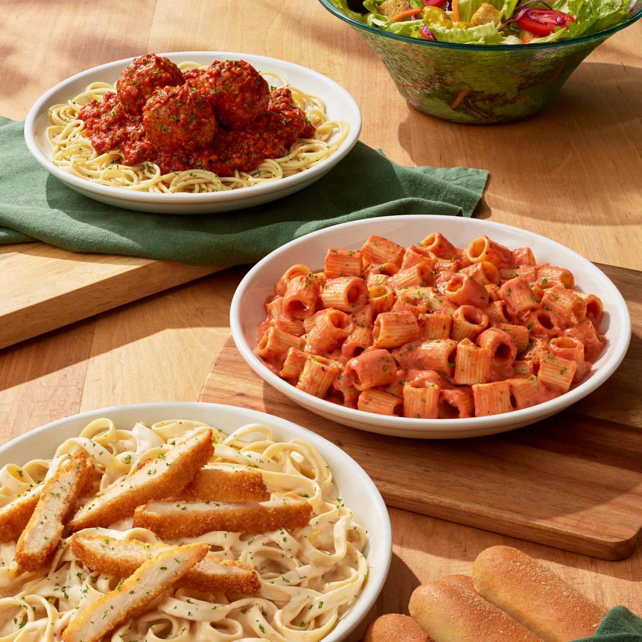 The Never Ending Pasta Bowl Returns to Olive Garden October 3 to November  20, 2022, FN Dish - Behind-the-Scenes, Food Trends, and Best Recipes :  Food Network