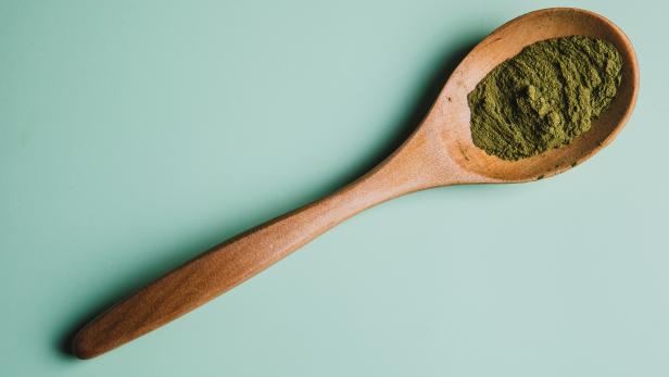 Why You Should Think Twice Before Using a Greens Powder, According to a Nutritionist