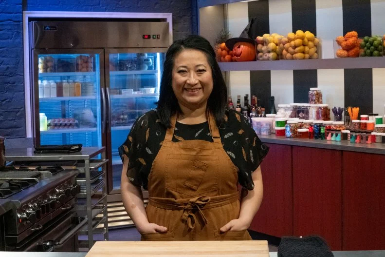 Contestant Minh Bingham, as seen on Halloween Cookie Challenge, Season 1.