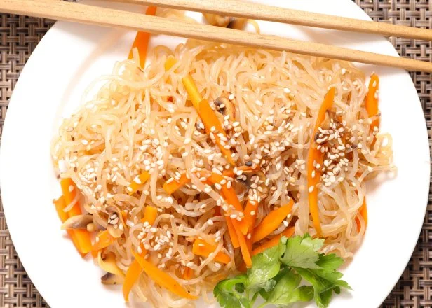 shirataki with carrot and mushroom