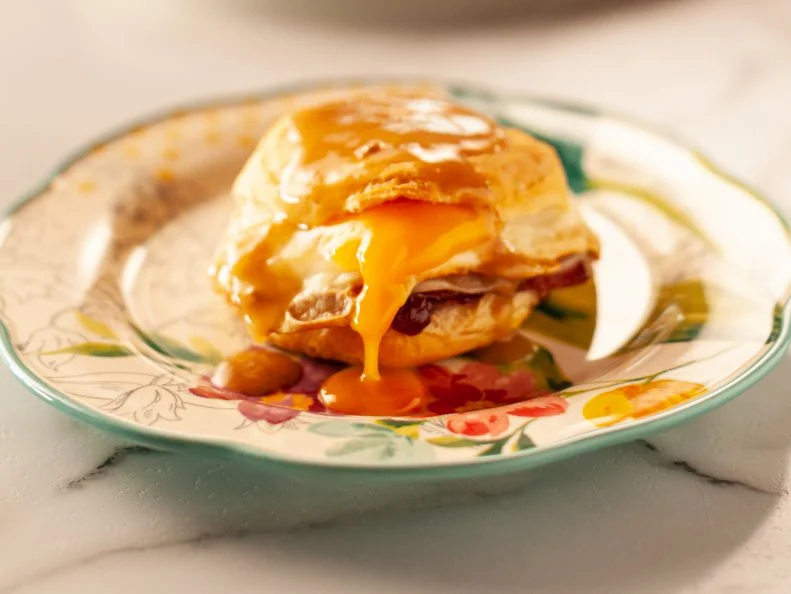 Close-up of Day After Thanksgiving Breakfast Sandwiches, as seen on The Pioneer Woman, season 32.
