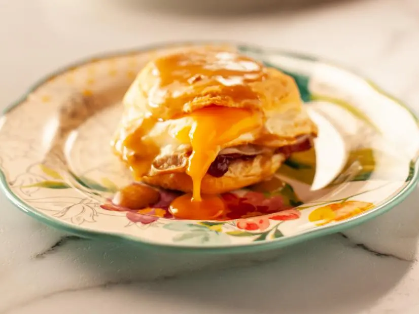 Close-up of Day After Thanksgiving Breakfast Sandwiches, as seen on The Pioneer Woman, season 32.