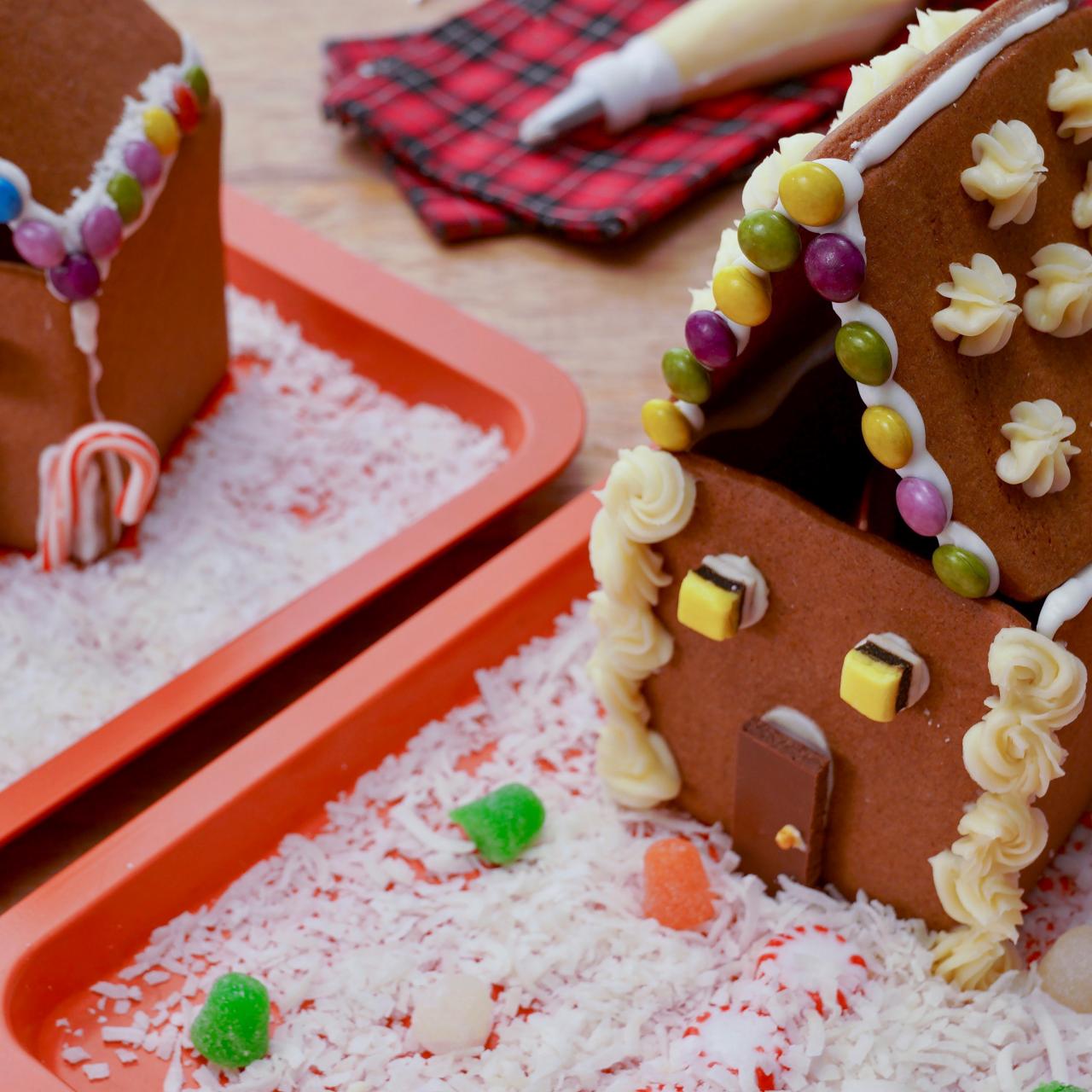 The EASIEST Gingerbread House Recipe - Thistlewood Farm