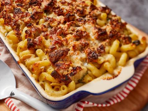 Spinach and Artichoke Mac and Cheese