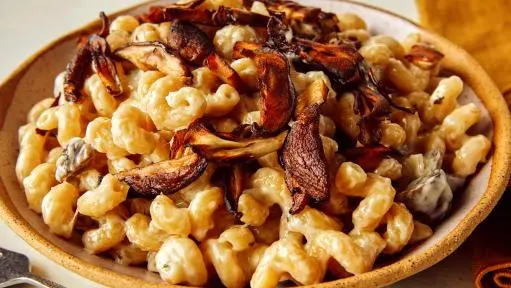 Creamy Mushroom Pasta (Pasta with Creamy Mushrooms)
