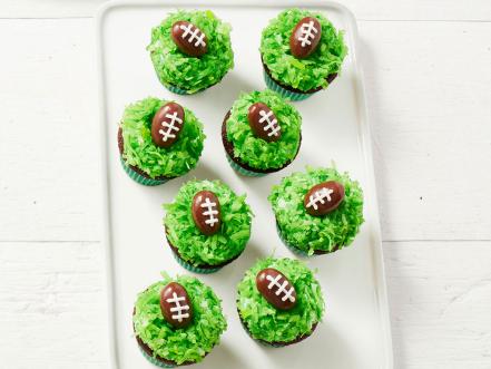 Football Team Cupcakes - Glorious Treats