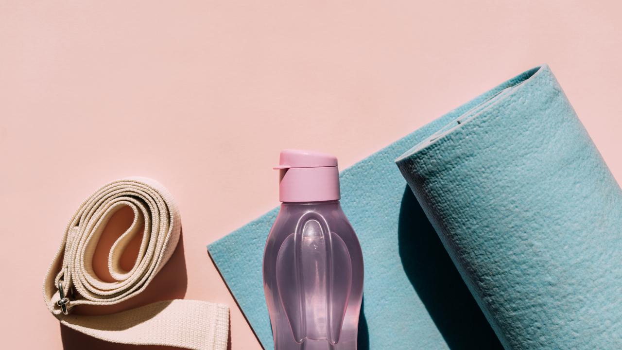 How Often Should You Wash Your Water Bottle (So It's Not Gross AF)?
