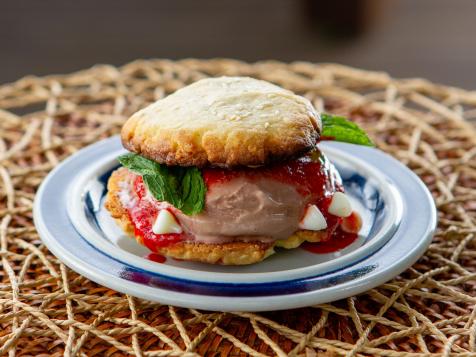 Chocolate Ice Cream Burger with Sesame Seed Cookies