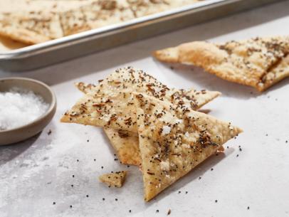 Close-Up of Homemade Crackers, as seen on Mary Makes It Easy S2