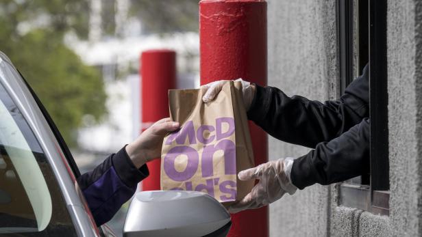 What Would You Do If Someone Handed You $5,000 With Your McDonald’s Order?