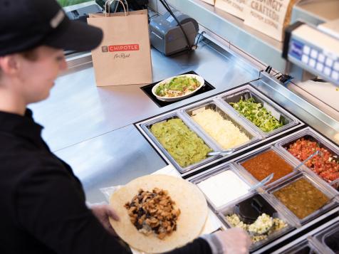 Your Chipotle Bowl or Salad May Soon Be Made by a Robot