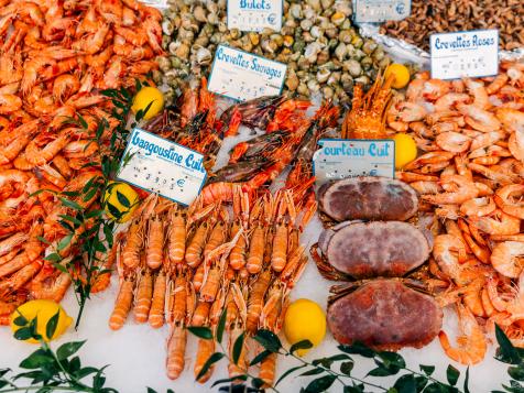 What’s the Difference Between Farmed and Wild-Caught Shrimp?